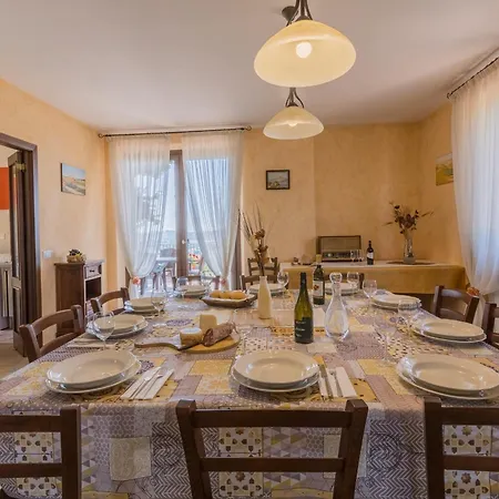 Leondina Vila Corinaldo